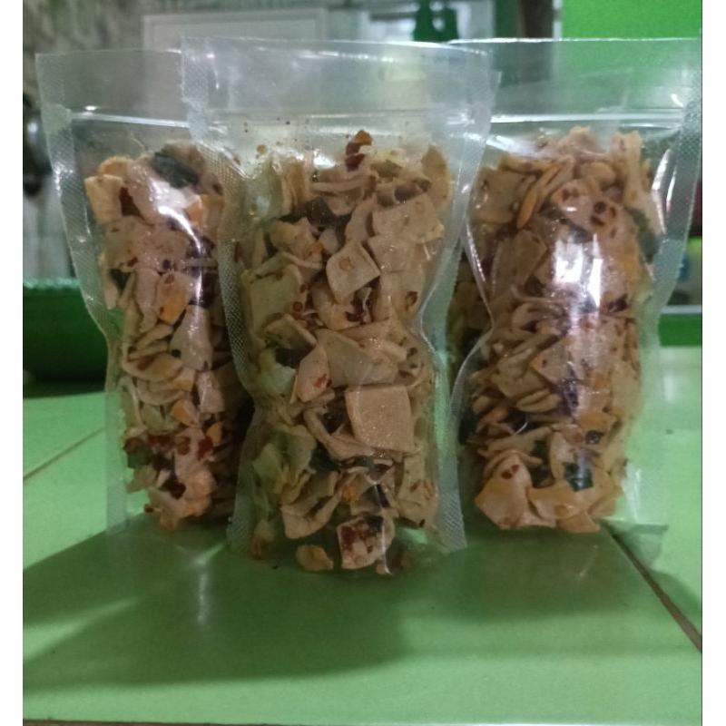 

basreng daun jeruk PEDAS,,dan ORI..250gram