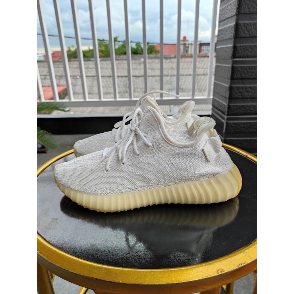 Sepatu sneakers running Adidas Boost size 40