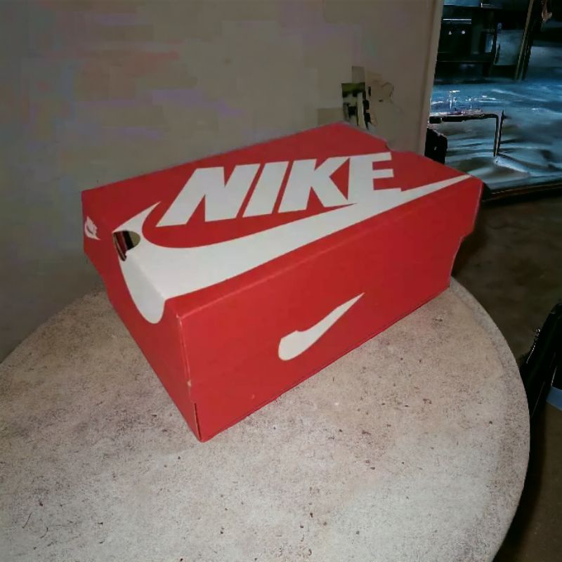 

Dus - box sepatu N1ke merah Junior