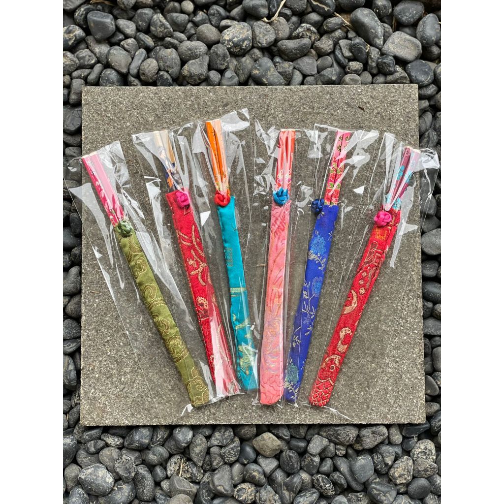 SOUVENIRWEDDINGKU/SOUVENIR SUMPIT/SOUVENIR SUMPIT KAYU/SOUVENIR SUMPIT SARUNG CINA