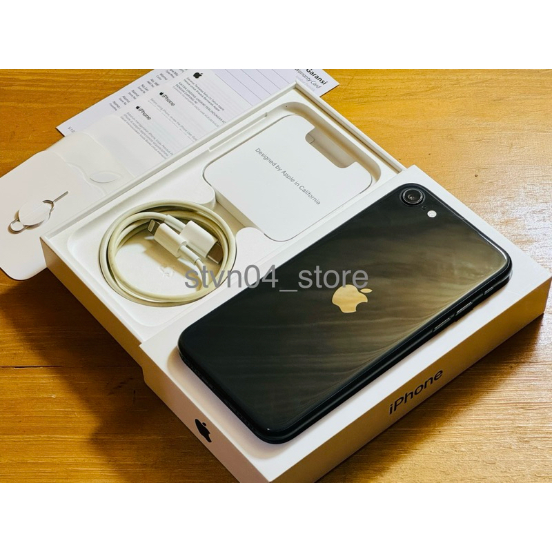 iPhone SE 2 2020 64GB Ex iBox Tangan Pertama LikeNew