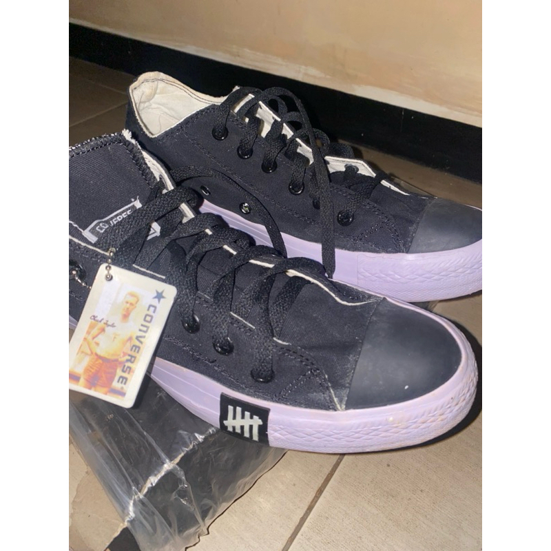 SEPATU SEKOLAH CONVERSE