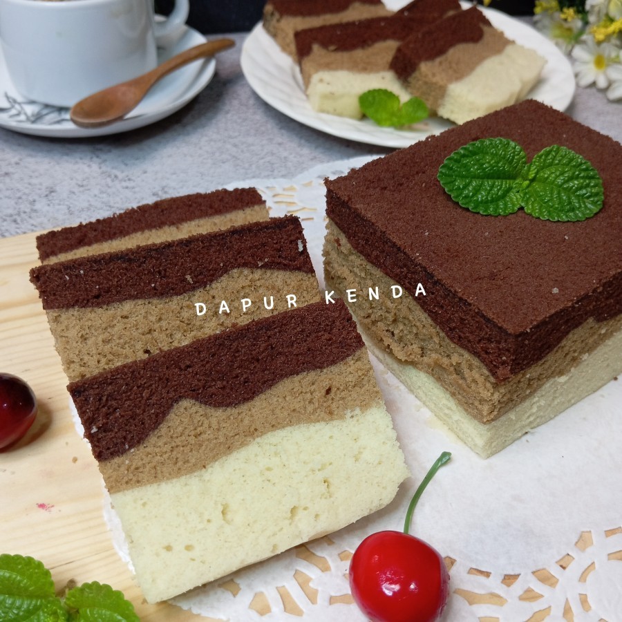 

Bolu Kopi Lapis 3 / Bolu Kopi Coklat / Bolu Kopi Kukus / Bolu Kukus / Kue Bolu Kukus