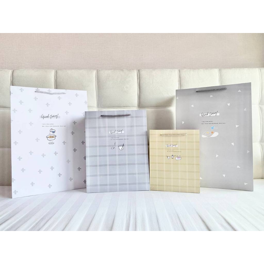 

Paper Bag motif Good Today / Tas Kertas / Tas Kado / Tas Souvenir