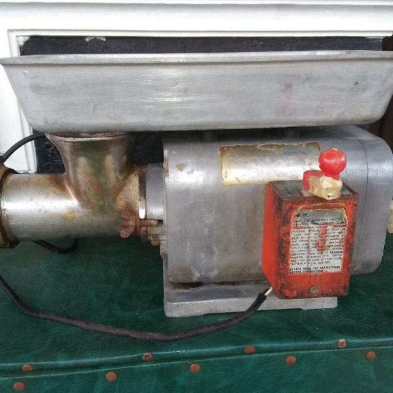 Mesin Giling Daging Listrik