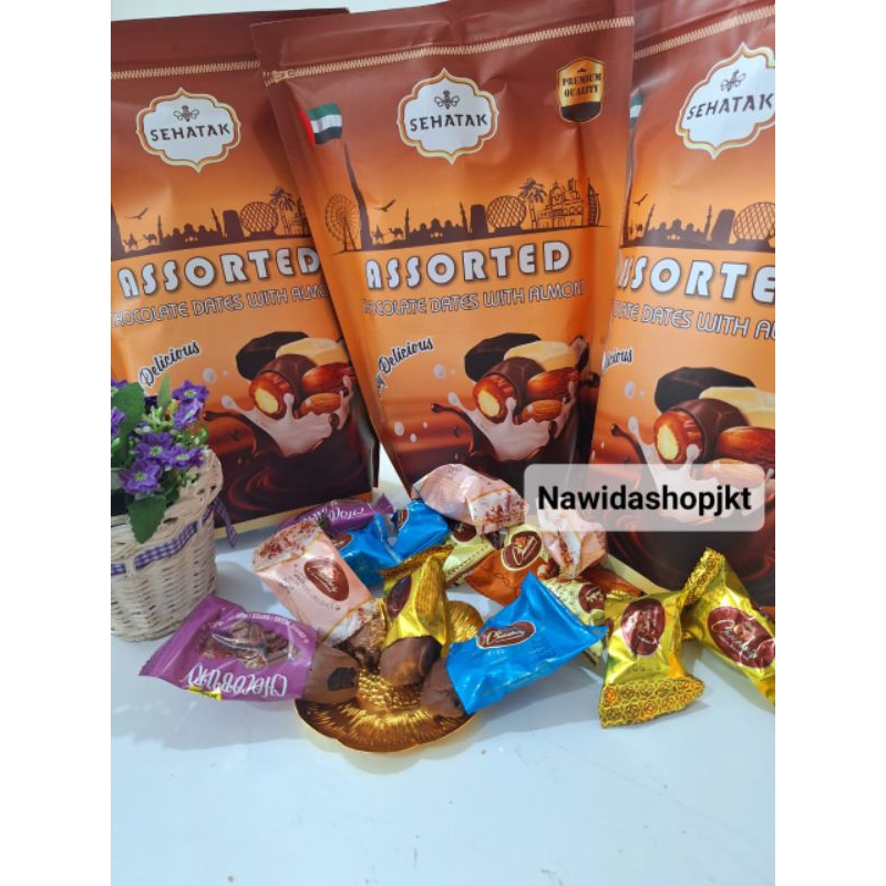 Softcookies_ Coklat Kurma Medjool Almond Arab Mixed 1 Kg