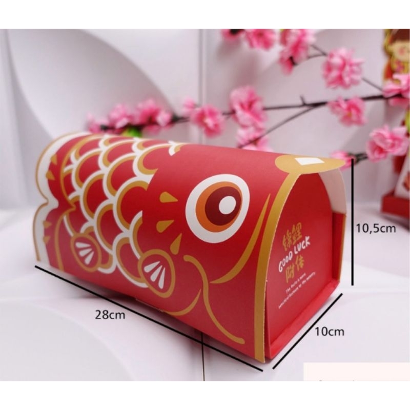 

Box lapis legit box bolu gulung sincia imlek CNY bentuk ikan 20x10