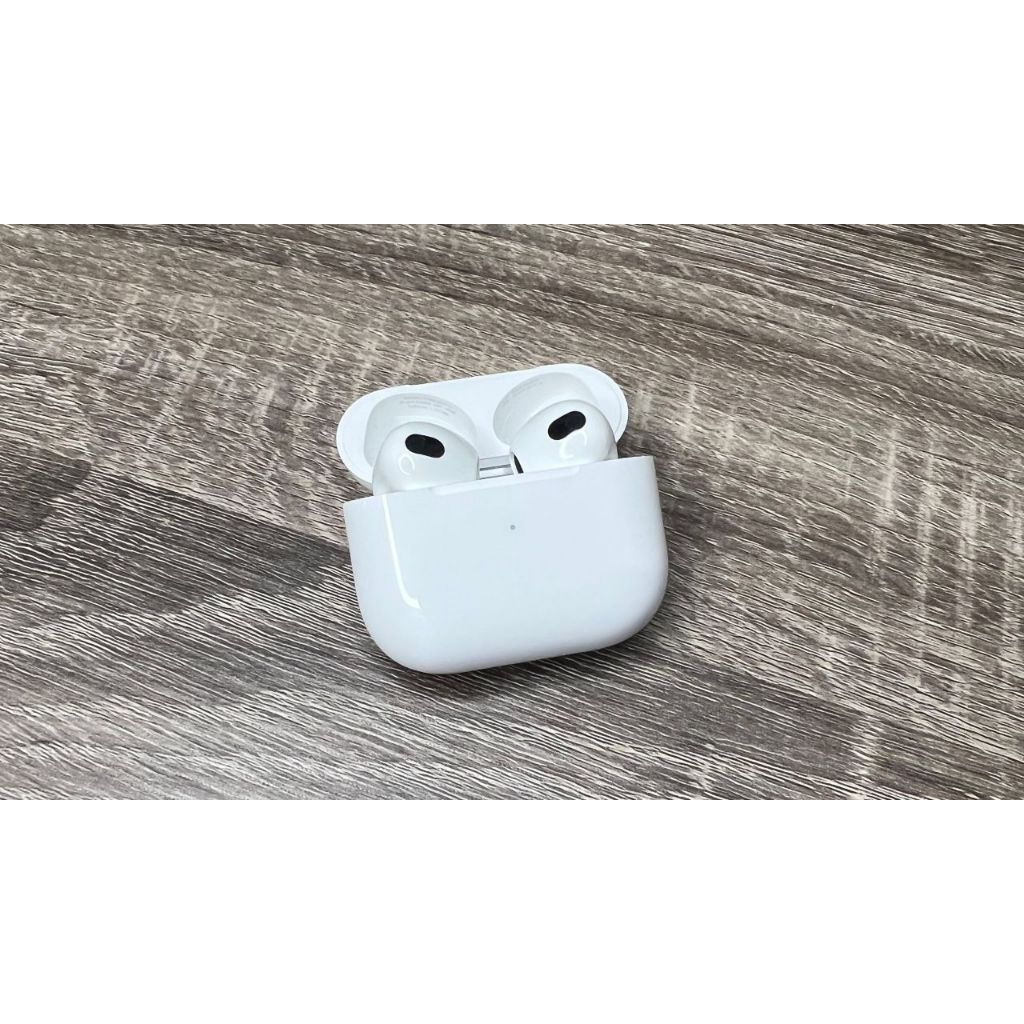 Apple AirPods 3 With Wireless Charging Case Second Original Ex Inter 100% Bergaransi