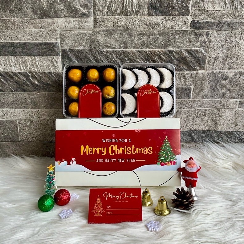 

TERBARU HAMPERS KUE KERING NATAL ISI 2 PAKET KUE KERING ISI 2 HAMPERS NATAL grosir
