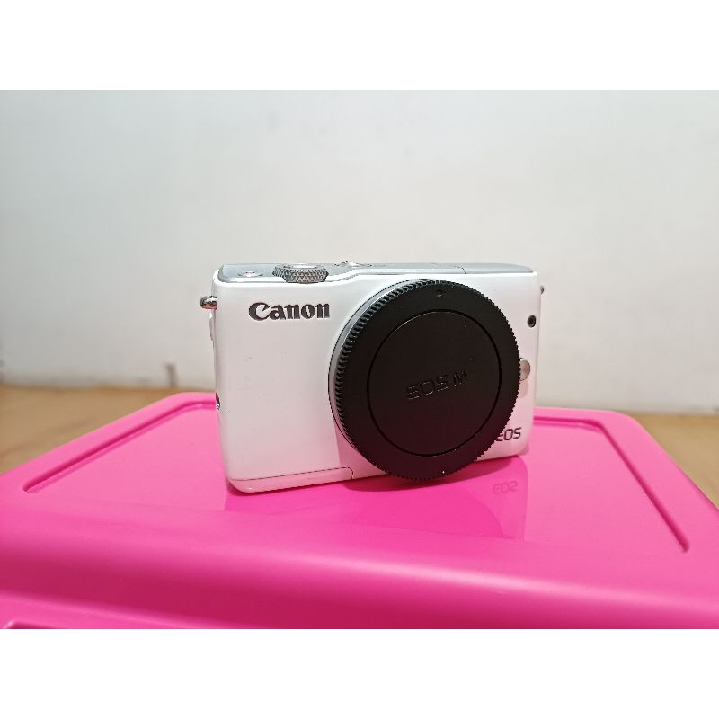 Kamera Mirrorless Canon EOS M10 Bekas BODY ONLY