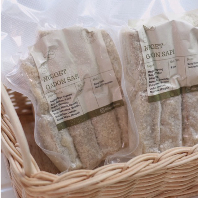 

Nugget Gadon Sapi by Day and Herbs