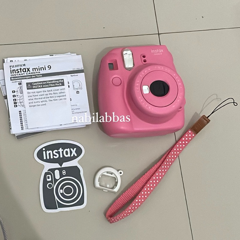 FUJIFILM Instax Mini 9 (Instant Camera) Pink Flamingo <SECOND>