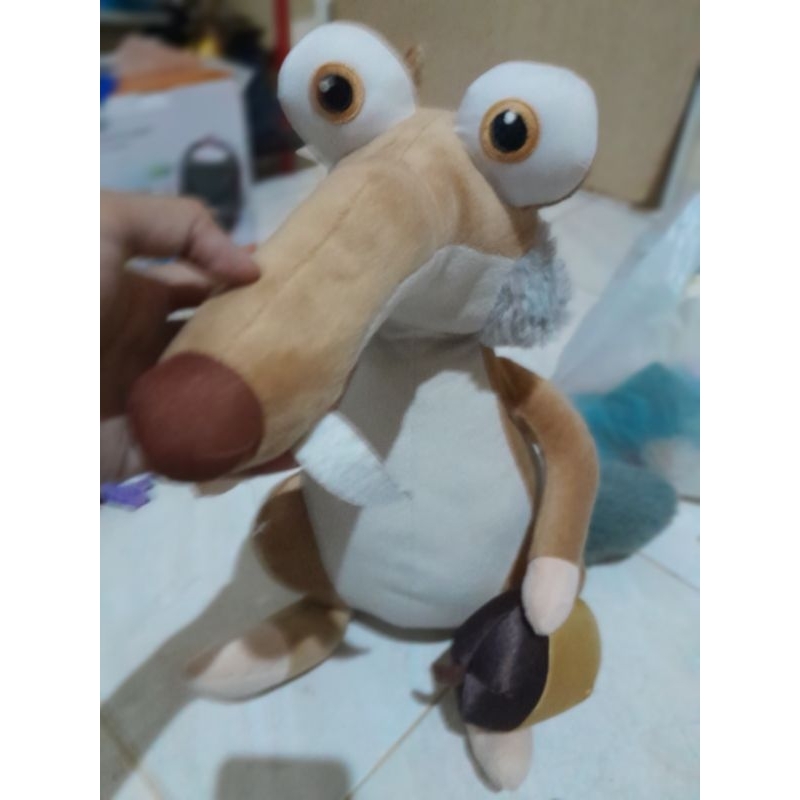 boneka ice age jumbo
