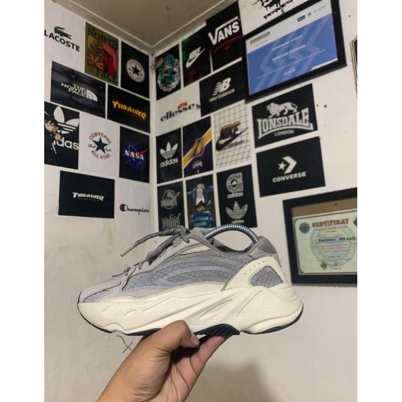 Adidas Yeezy 700 v2 Static