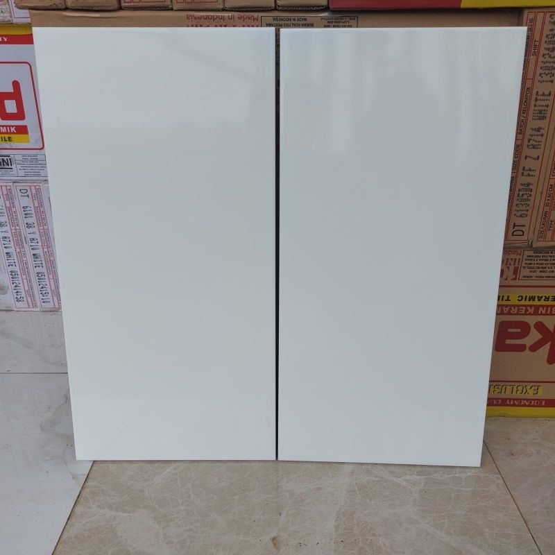keramik dinding uk 30x60 DT 6101 ikad