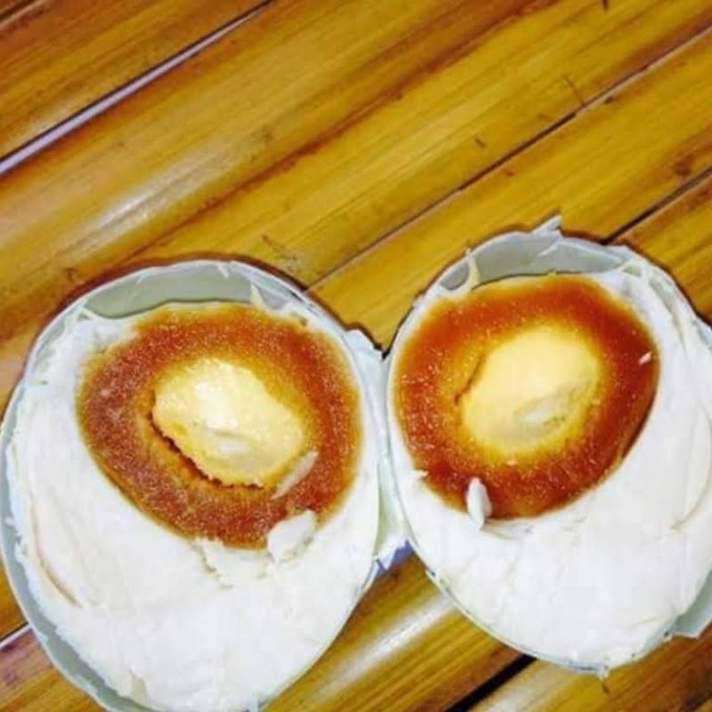 

Telur Asin Bebek Rebus Khas Cirebon