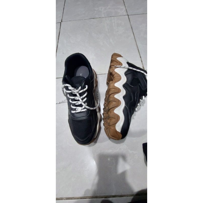 KRONIKEL PROJECT - NOAH SNEAKERS 39*(PRELOVED) NO BOX