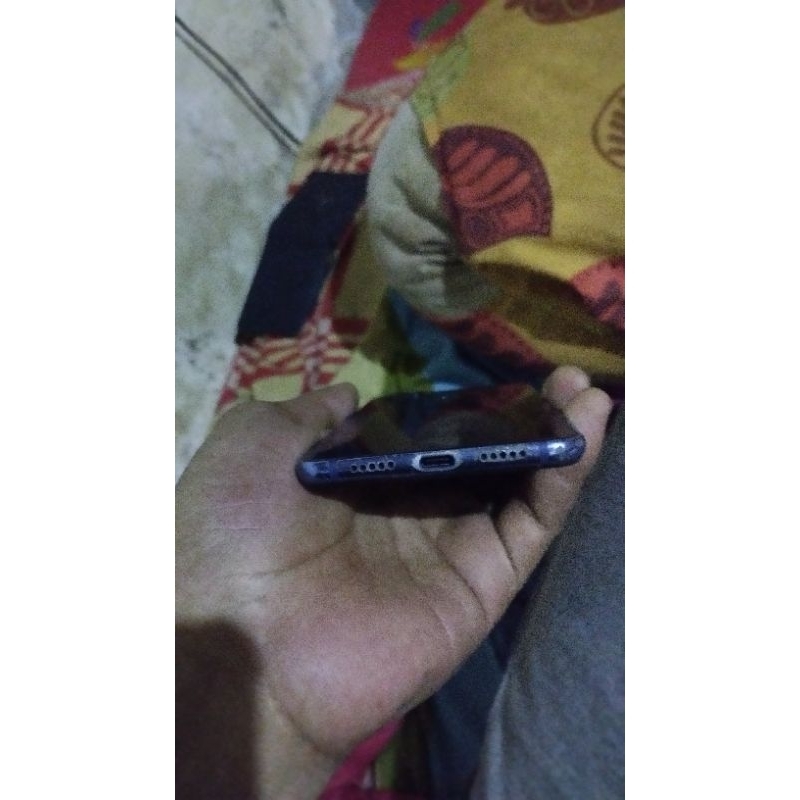 xiaomi mi 8 lite ram 4/64 minus