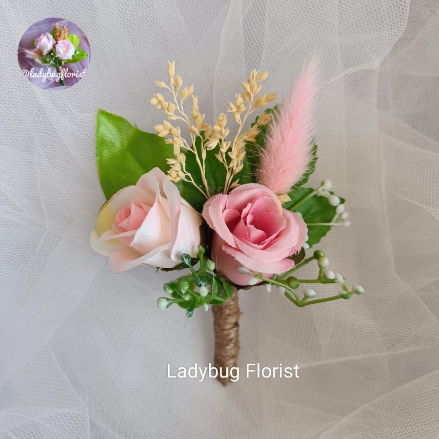 bunga jas korsase bros pin rose pink bunny tail panitia wo