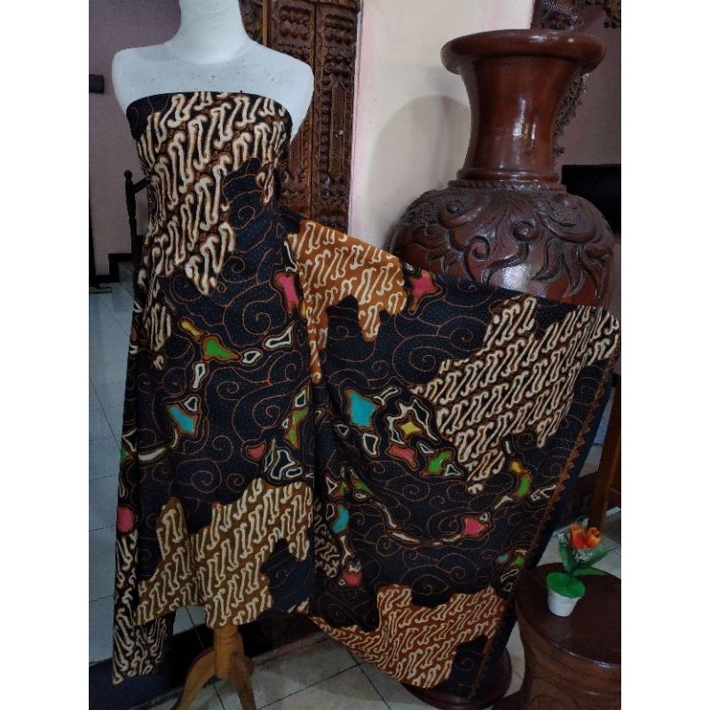 Kain Batik Tulis sogan Wedelan Batik Tulis Asli Batik klaten solo jogja