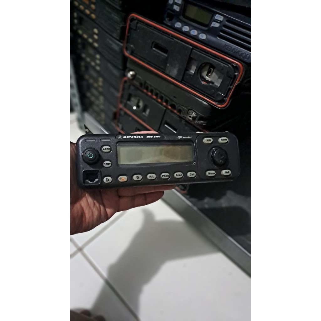 Blok Depan atau Panel Depan Rig Motorola MCS2000 Bekas Normal Rig Motorola MCS 2000