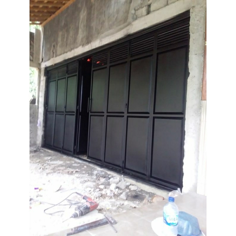 pintu garasi lipat