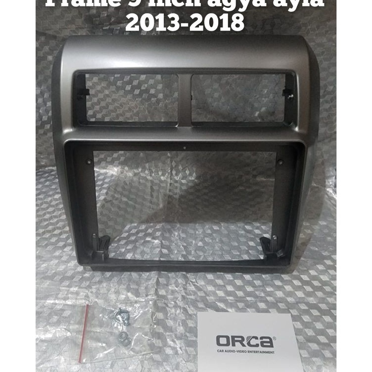 Qsb frame head unit android 9 inch mobil agya ayla silver