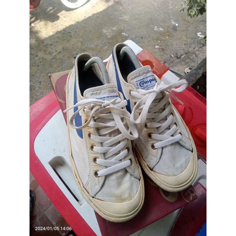 Compas Retro Blue White