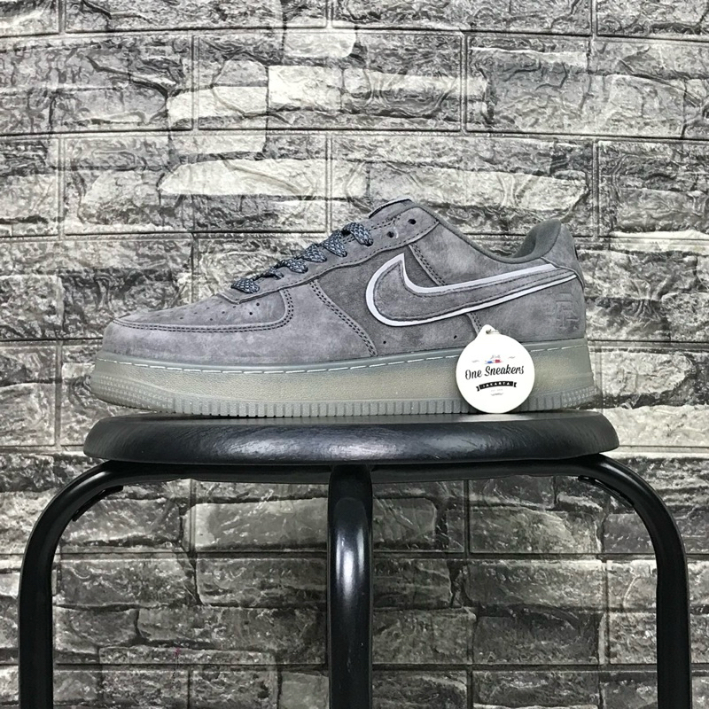 NIKE AIR FORCE 1 LOW REIGNING CHAMP GREY