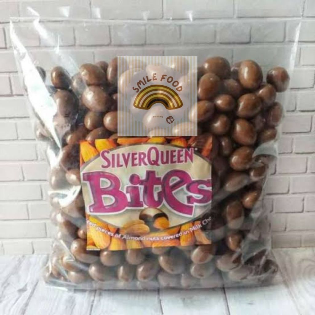 

Coklat Silverqueen Bites Almond / Coklat Silverqueen Bites Mede Mete Cashew