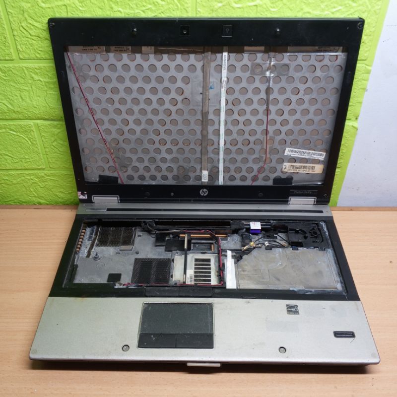 Casing Case Kesing Cassing  Laptop Hp Elitebook 8440p