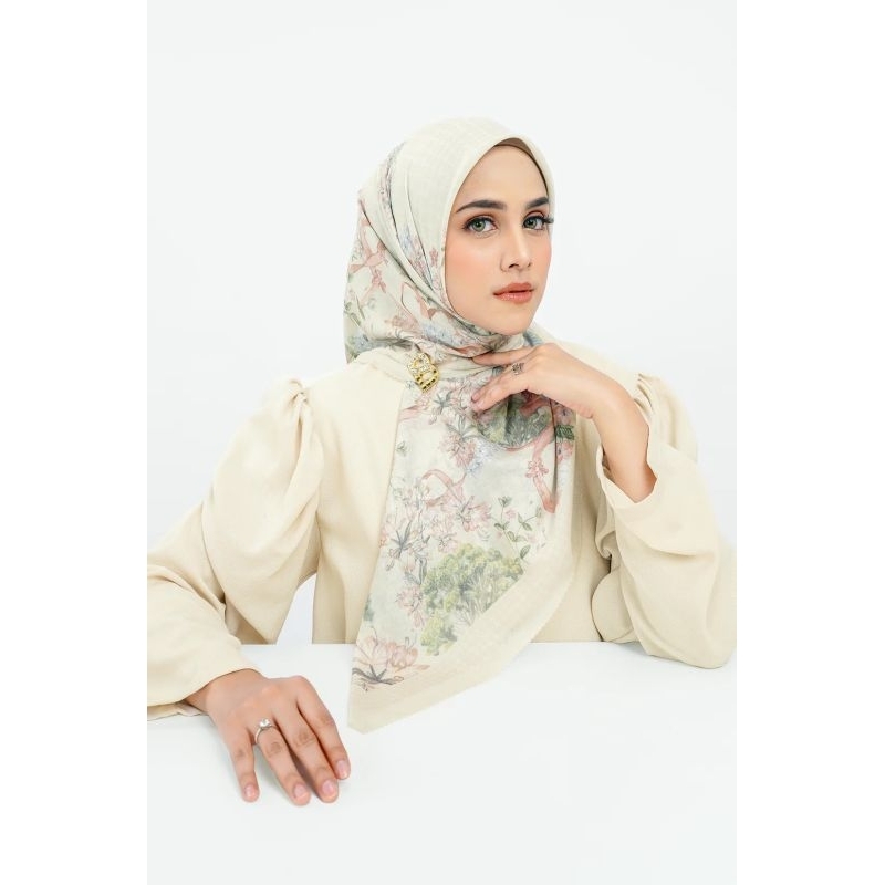 Buttonscarves Al Aqsa Series (Ivory XL)