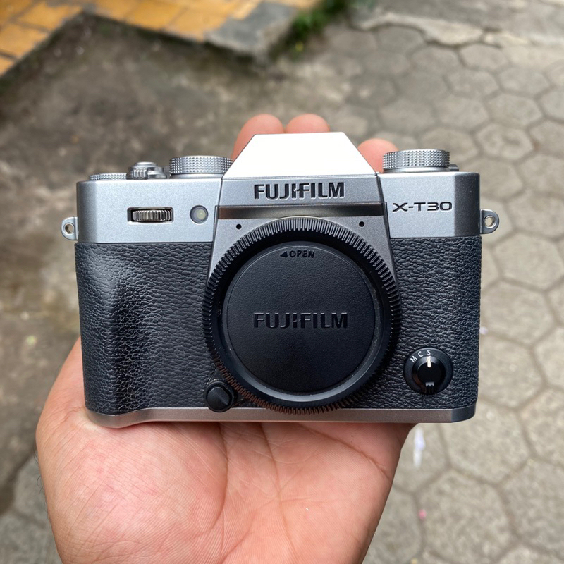 Fujifilm XT30 Second Fujifilm X-T30 Bekas Fuji XT30 Fuji X-T30 Fuji XT-30 Bekas second