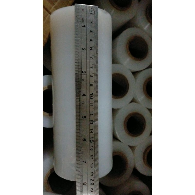 

STRECHT FILM PUTIH 20CMX200M ECER 1 ROLL