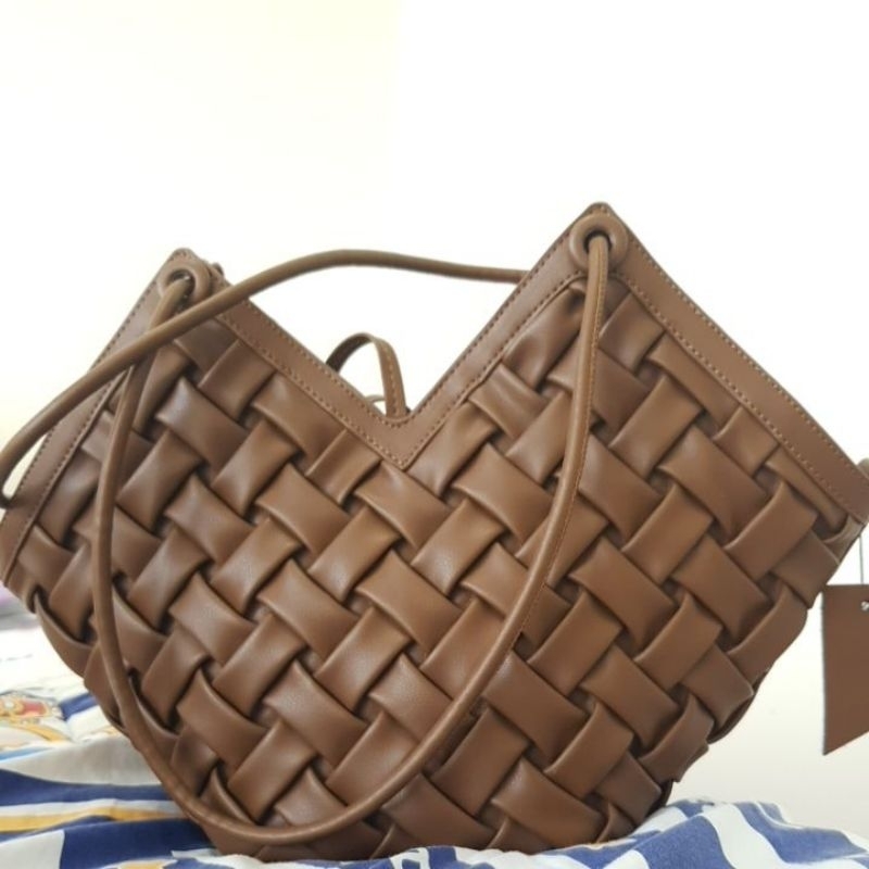 tote love madelyn bag