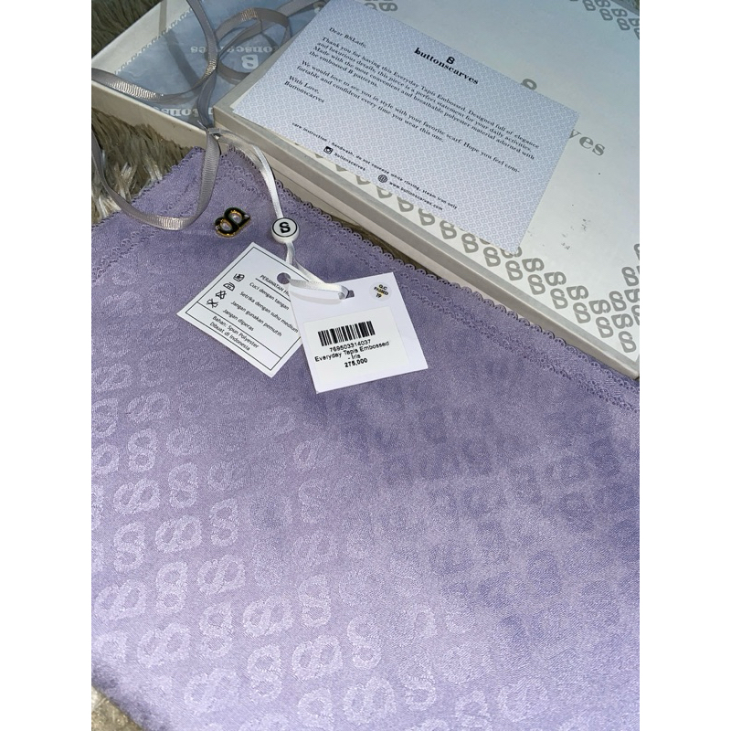 everyday tapis embossed