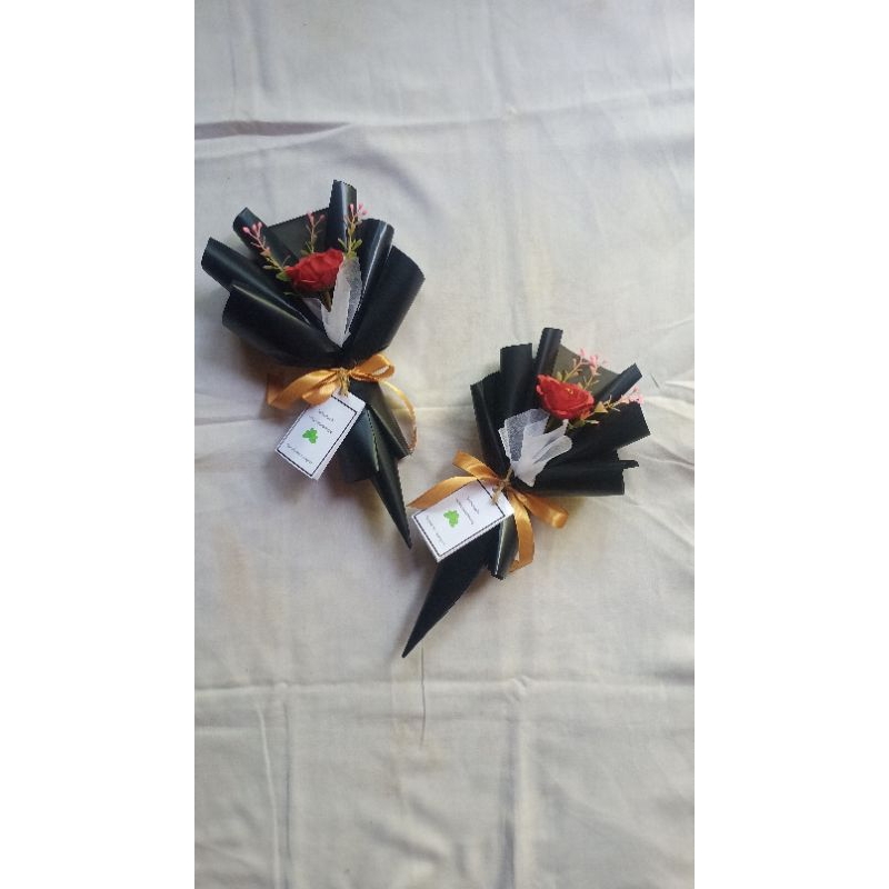 mini buket | cone bouquet | mini bouquet | buket lancip | buket valentine | buket bunga artificial |