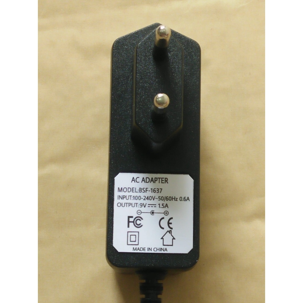 AC ADAPTER BUAT AVINO speaker portable Model No AK 2118