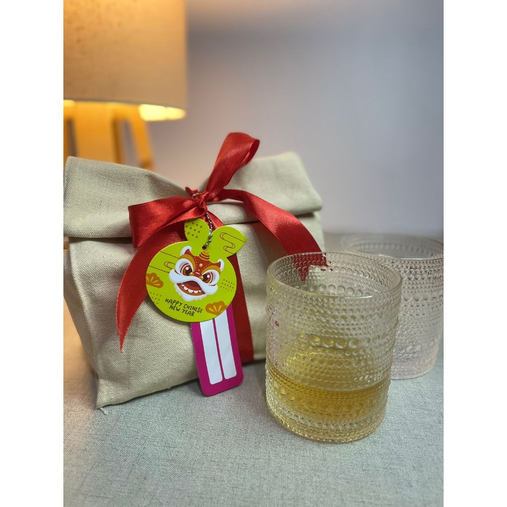 

Hampers Imlek / Idul Fitri / Hampers Pouch Bag Gift Isi 2 pcs Gelas Minum Kaca Aesthetic - YJ0910