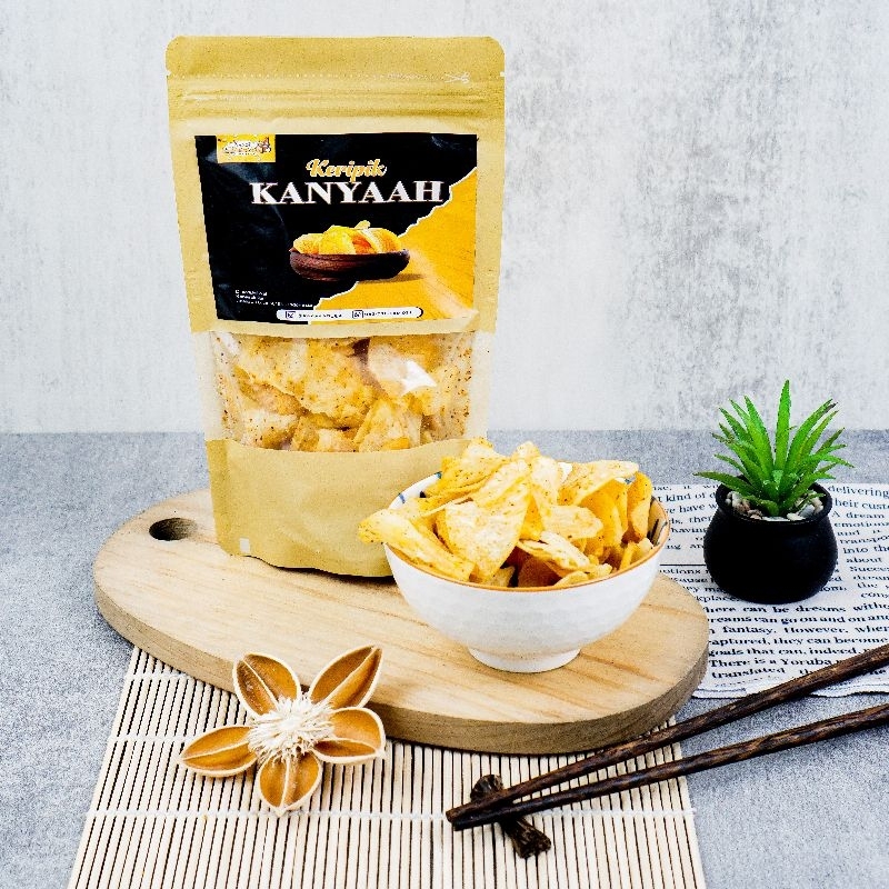 

Kripik Kanyaah Pedas Daun Jeruk