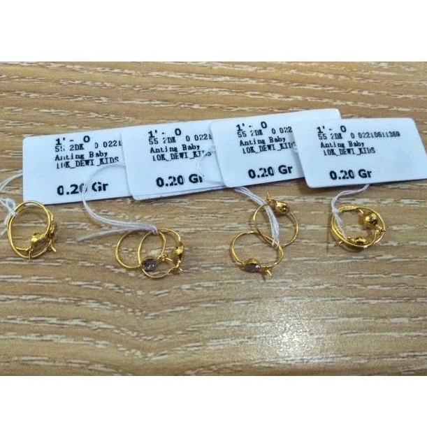 Anting Bayi kadar 10karat Berat 0,20gr//0,30gr "Semar Nusantara"