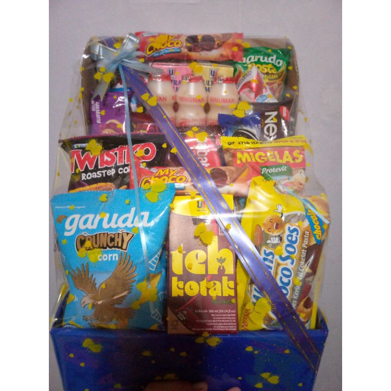 

Parcel Hadiah/Parcel Lebaran/Parcel snack idulfitri/Hampers Snack