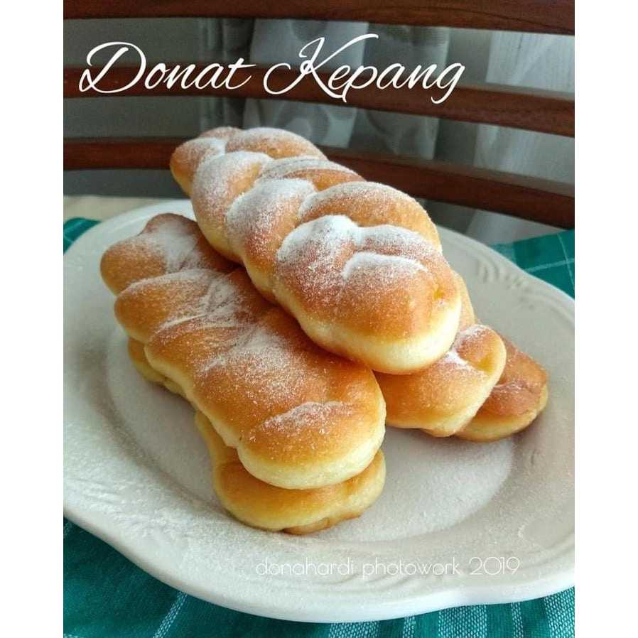 

Donat Kepang Tabur Gula Bubuk