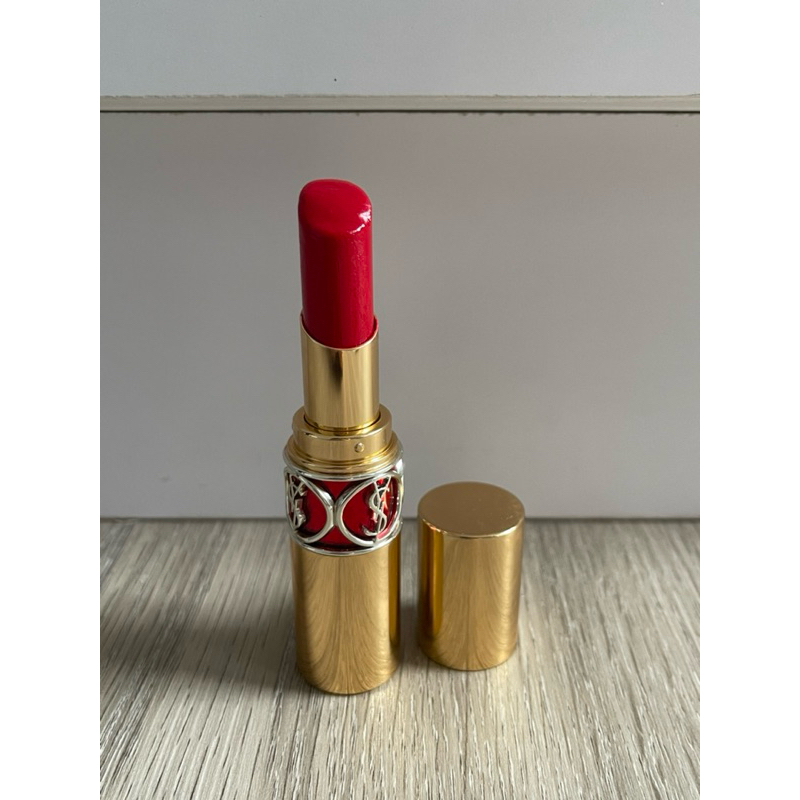 lipstick ysl rouge volupte shine