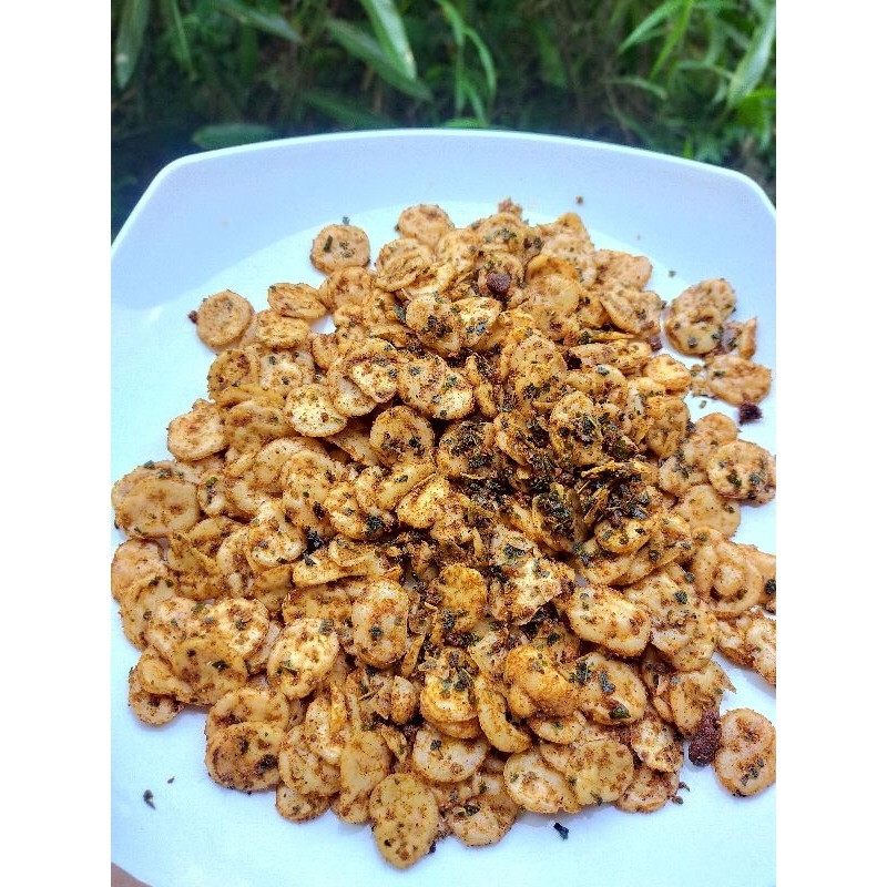 

Kerupuk seblak daun jeruk