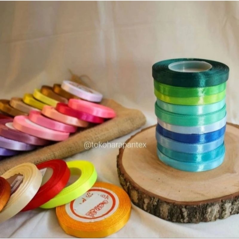 

Pita Satin Tw / Pita Kain / Pita Bunga Buket / Silk Ribbon Lebar 0,6cm 1/4 inch ROLL isi 20 yard