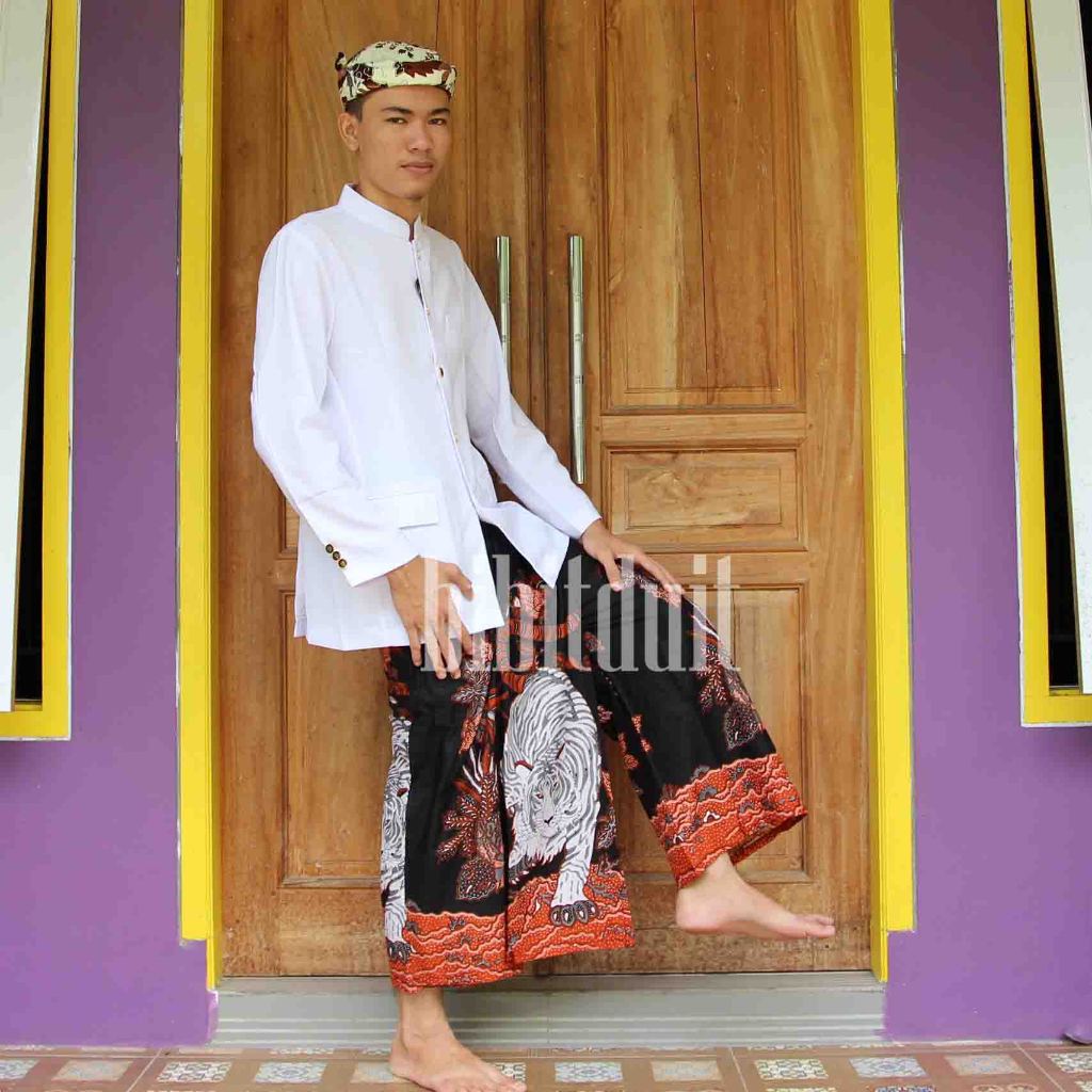 Celana sarung santri dewasa motif macan