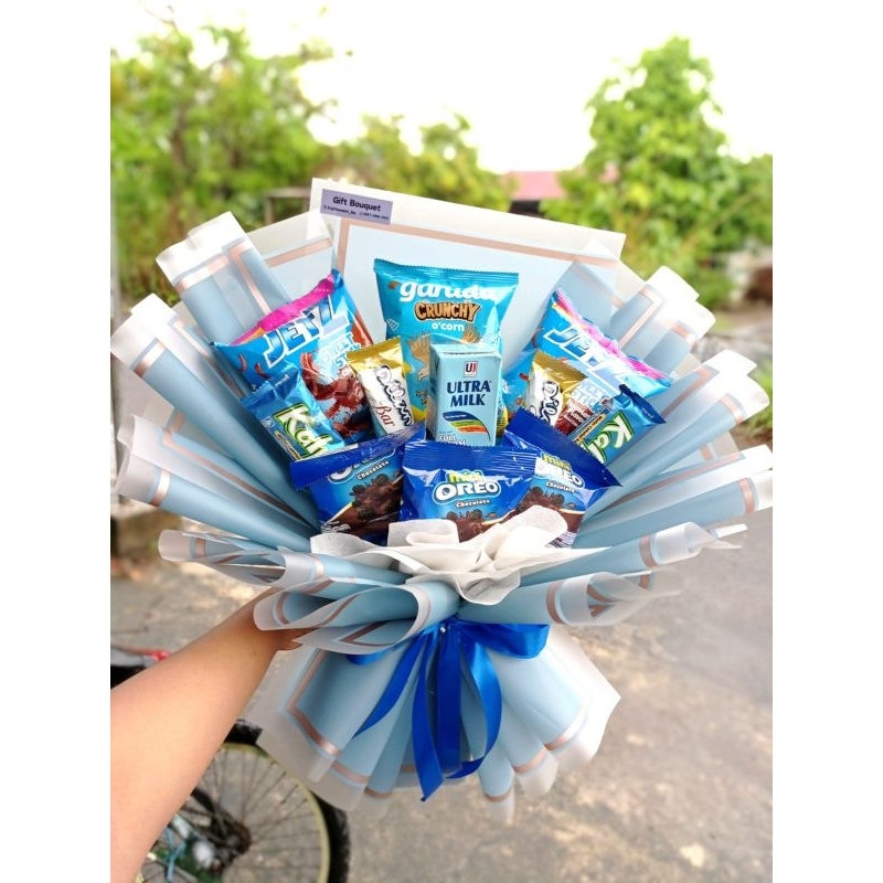 

[SNACK] Ready Stok/Bucket/Bucket Snack/Buket/Buket Valentine/Snack Bouquet/Bucket Jajan/Bucket Makanan/Bucket Bunga/Bucket Wisuda/Bucket Coklat/Bucket Hari Guru/Bucket Hari Ibu/Bucket Ulang Tahun/Bucket Souvenir/Bucket Termurah/Bucket Promo/Kado