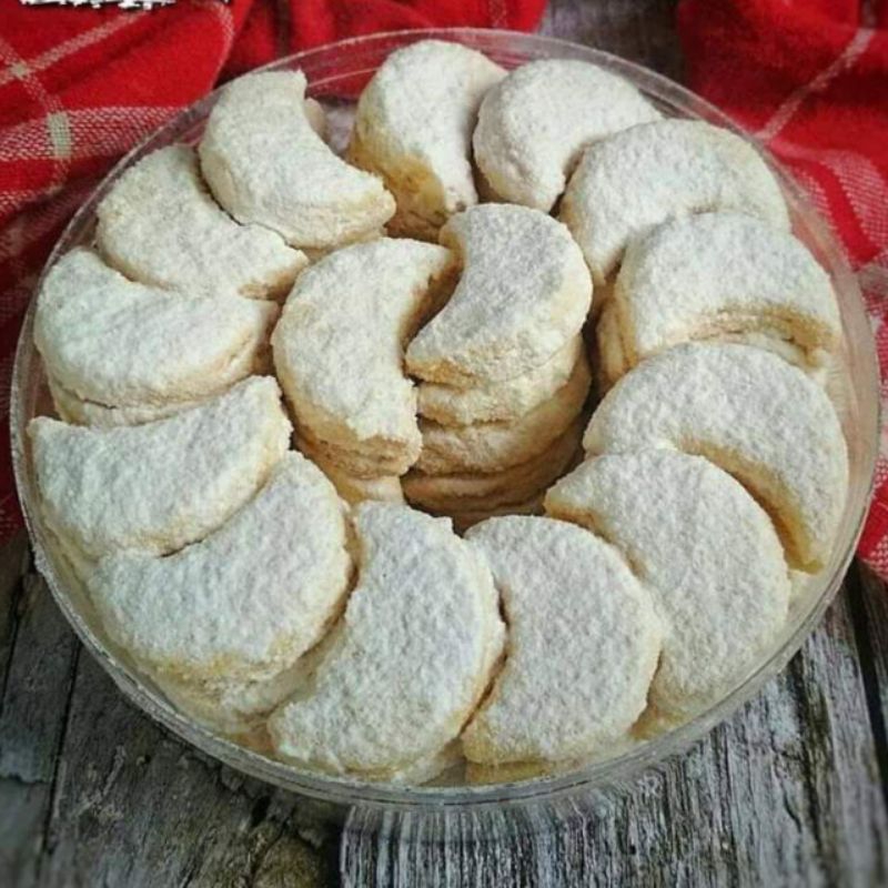 

Kue Putri Salju 250 gr /Kue Kering / Kue Lebaran