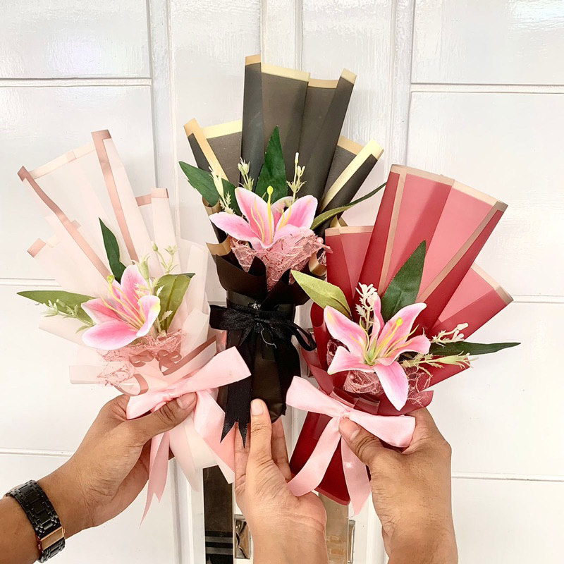 MODEL BUCKET TERBARU Free plastik dan kartu ucapan/ Buket bunga/Bucket uang/Graduation/Hadiah wisuda